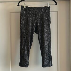 Lululemon Real Quick Crop leggings size 4